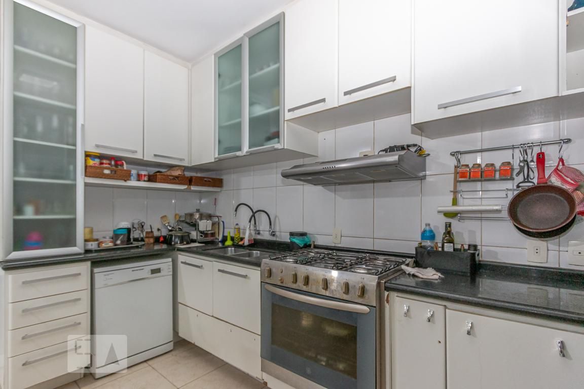 Casa, 4 quartos, 250 m² - Foto 48