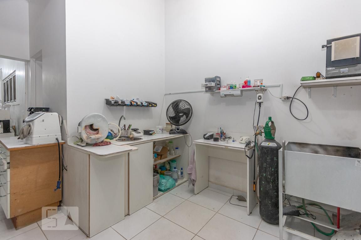 Casa, 4 quartos, 250 m² - Foto 36