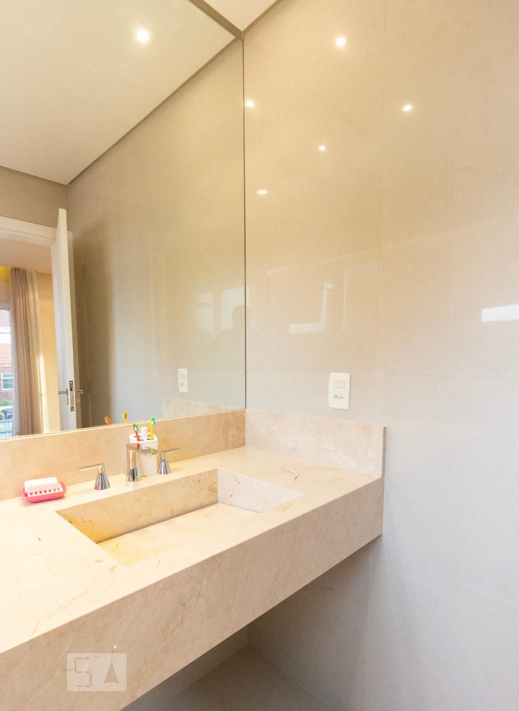 Casa, 3 quartos, 263 m² - Foto 40