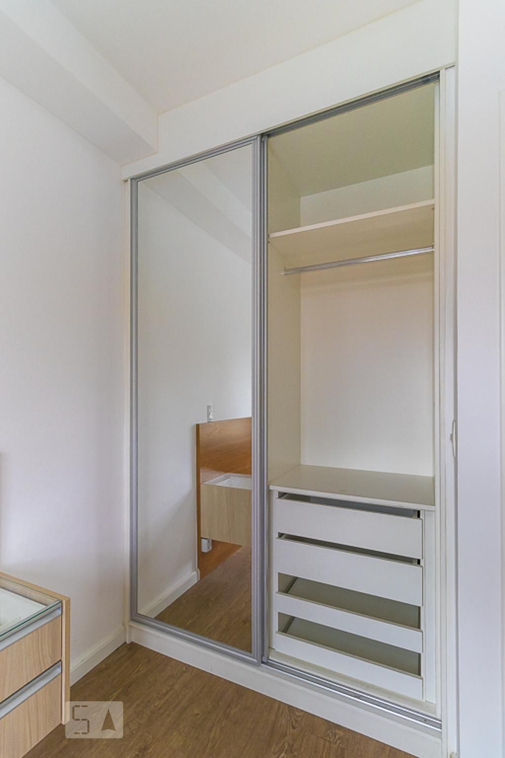 Apartamento à Venda - Bosque, 1 Quarto,  42 m2 em , Campinas - sp | SoloBR