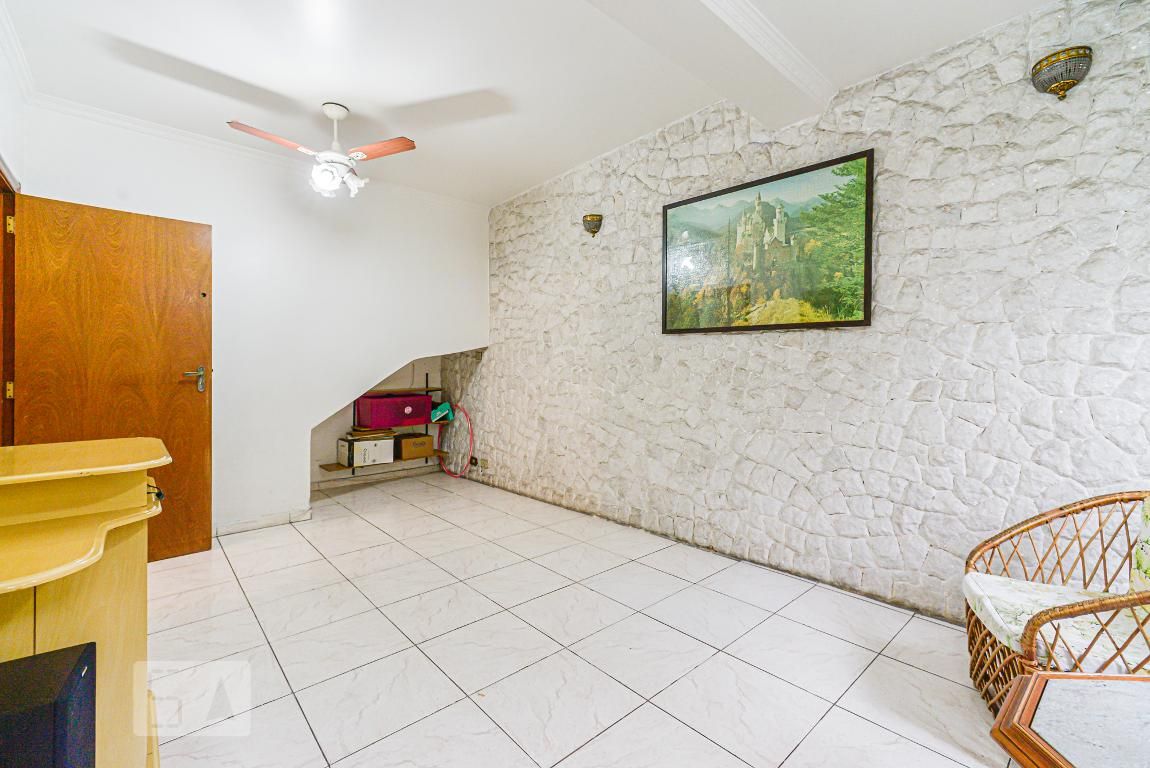 Casa, 3 quartos, 240 m² - Foto 1