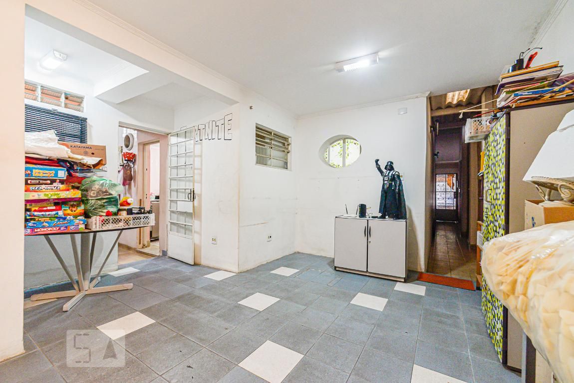 Casa, 3 quartos, 240 m² - Foto 47