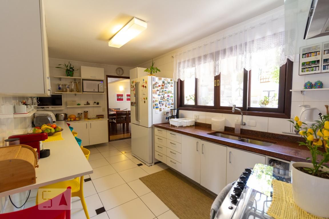 Casa, 4 quartos, 260 m² - Foto 38