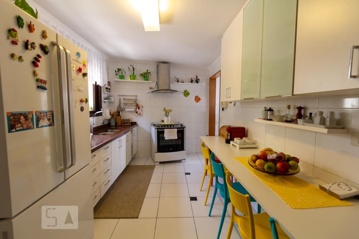 Casa, 4 quartos, 260 m² - Foto 37