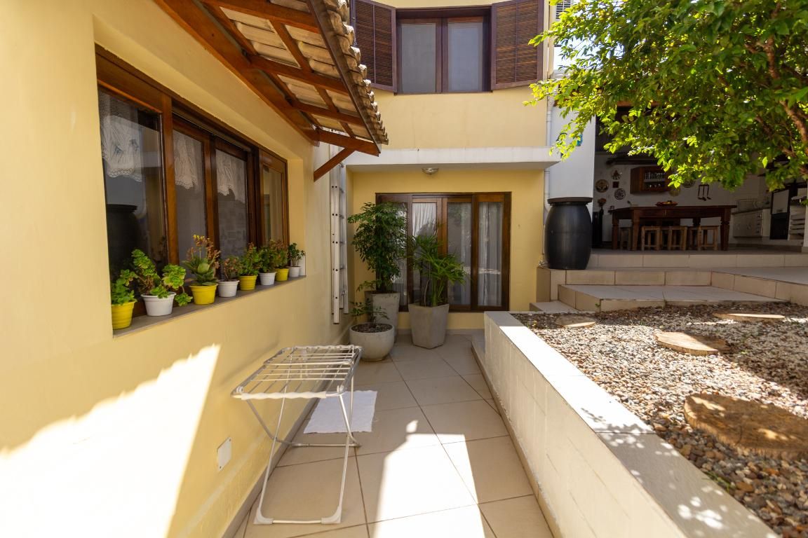 Casa, 4 quartos, 260 m² - Foto 42