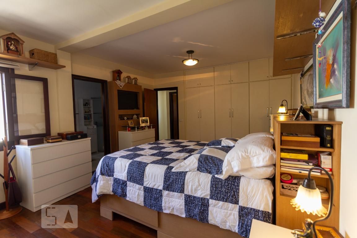 Casa, 4 quartos, 260 m² - Foto 28