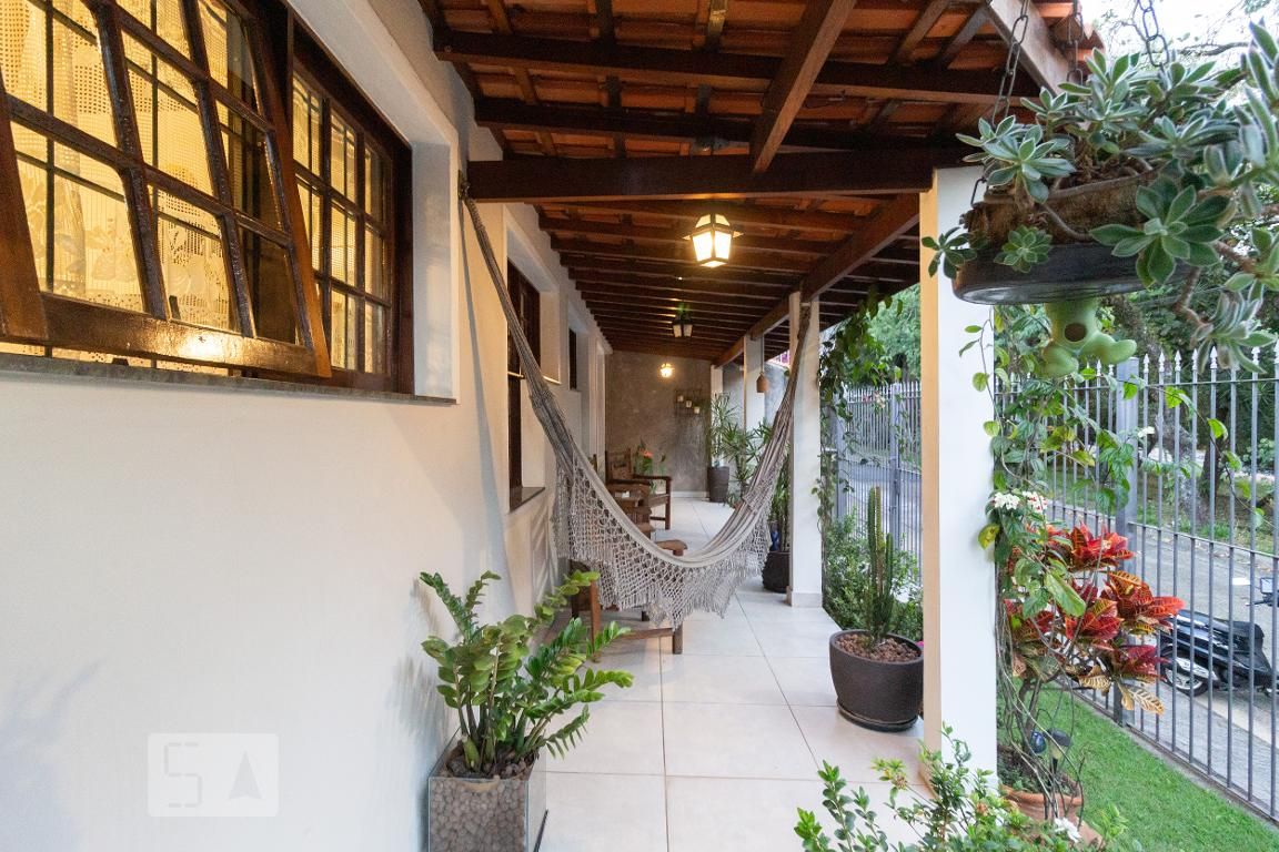 Casa, 3 quartos, 239 m² - Foto 37