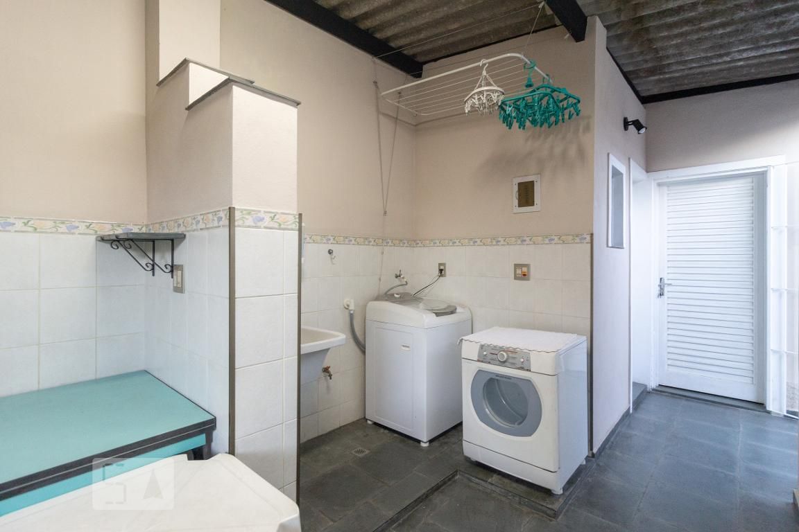 Casa, 3 quartos, 239 m² - Foto 35