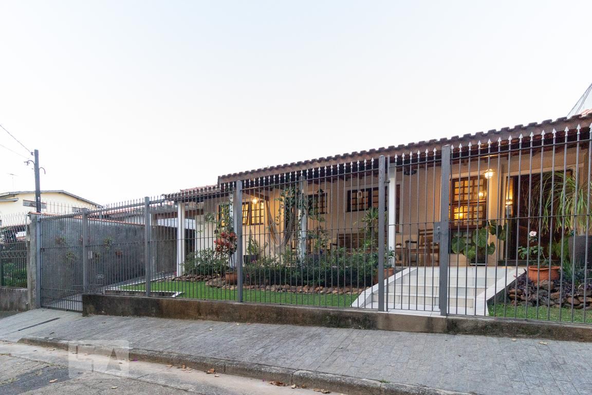Casa, 3 quartos, 239 m² - Foto 50