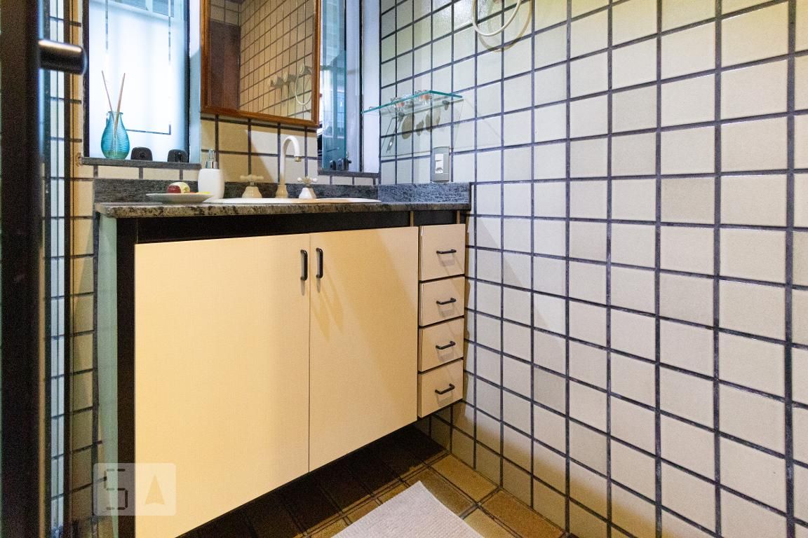 Casa, 3 quartos, 239 m² - Foto 24