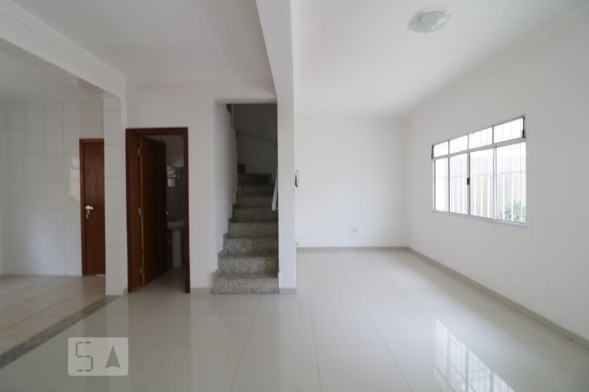 Casa, 3 quartos, 105 m² - Foto 2
