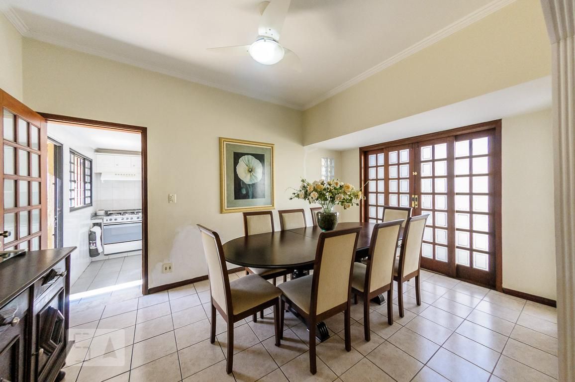 Casa à Venda - Jardim Flamboyant, 4 Quartos,  500 m2 em , Campinas - sp | SoloBR