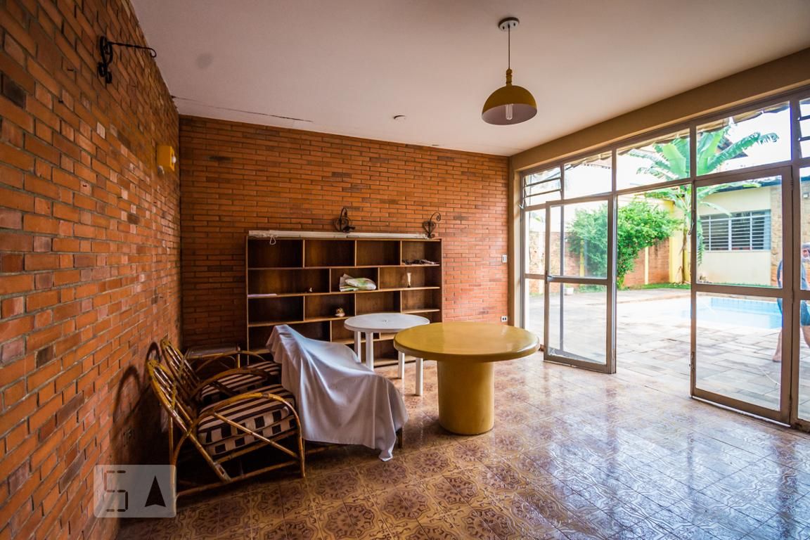 Casa à Venda - Guanabara, 4 Quartos,  440 m2 em , Campinas - sp | SoloBR