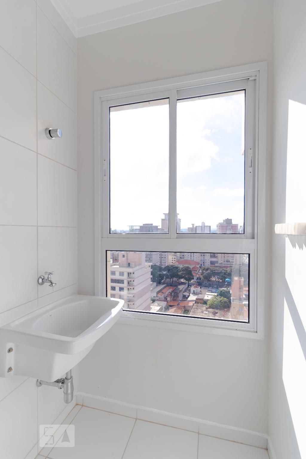 Apartamento à Venda - Bosque, 1 Quarto,  44 m2 em , Campinas - sp | SoloBR