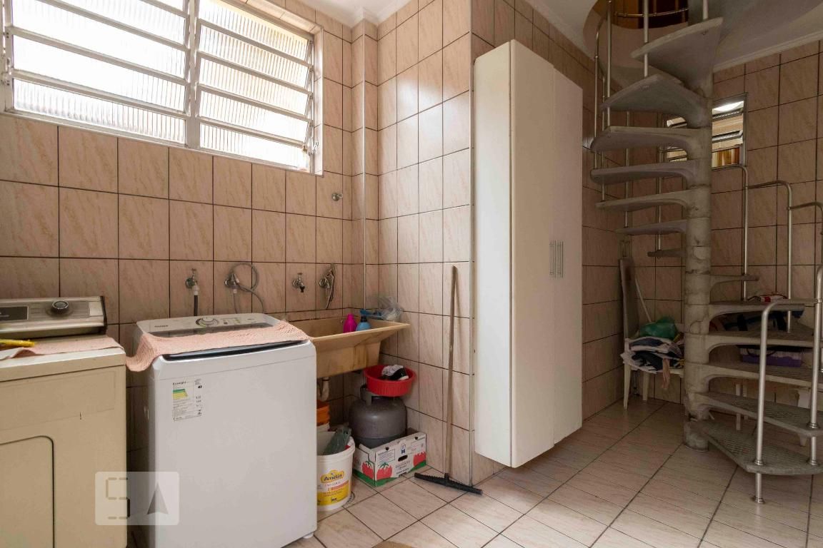 Casa, 3 quartos, 250 m² - Foto 35