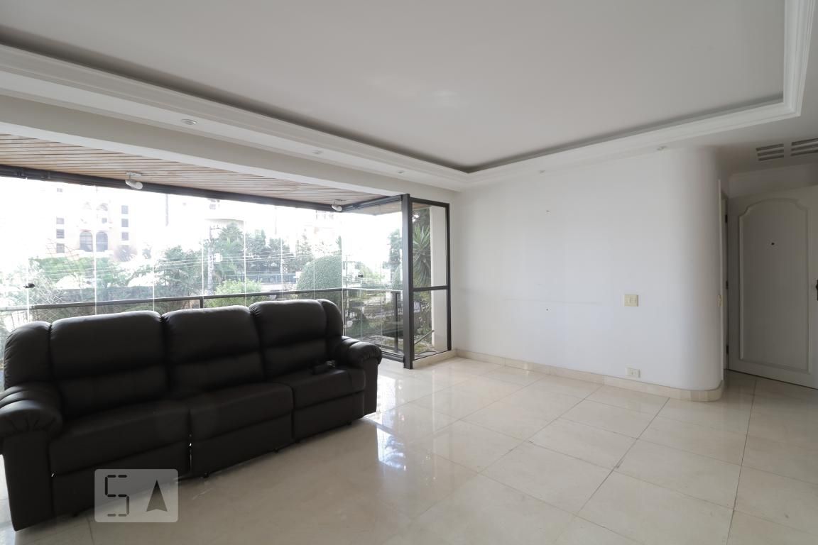 Apartamento, 3 quartos, 198 m² - Foto 2