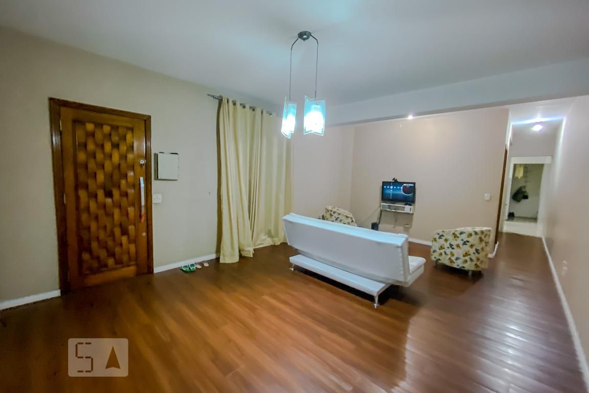 Casa, 3 quartos, 236 m² - Foto 2