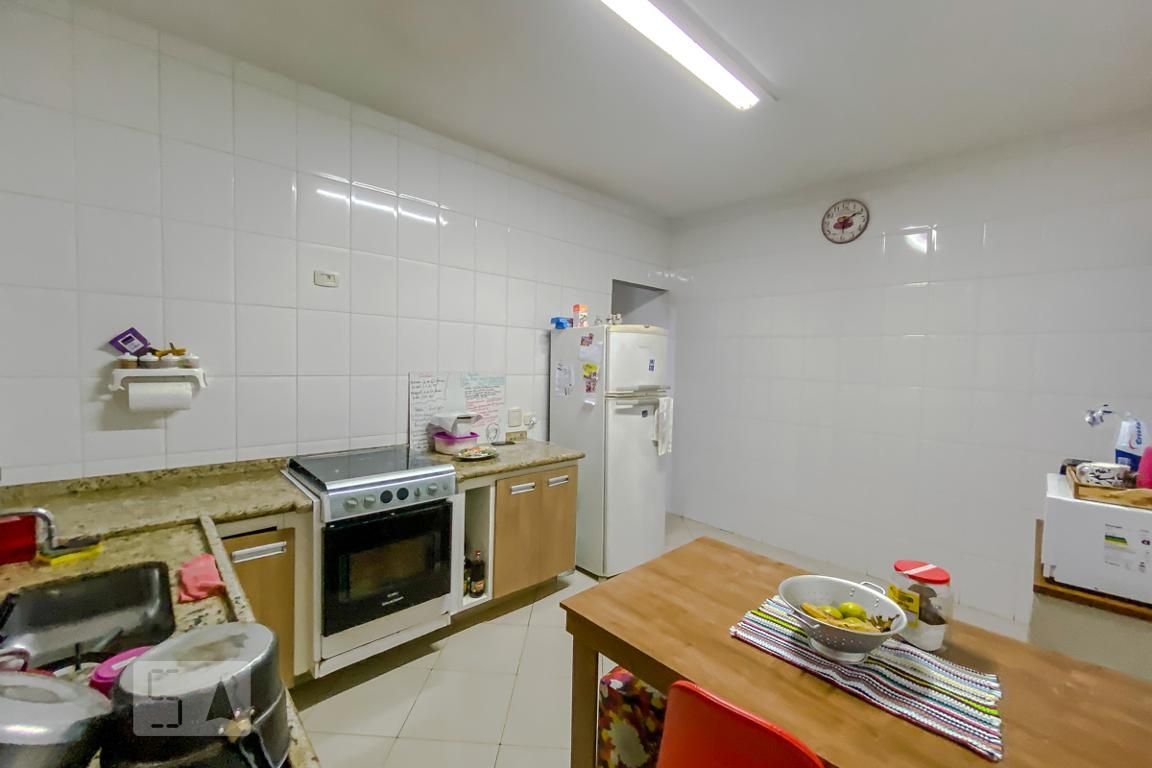 Casa, 3 quartos, 236 m² - Foto 49