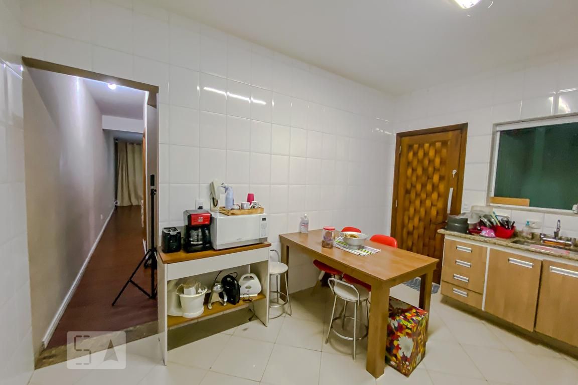 Casa, 3 quartos, 236 m² - Foto 47