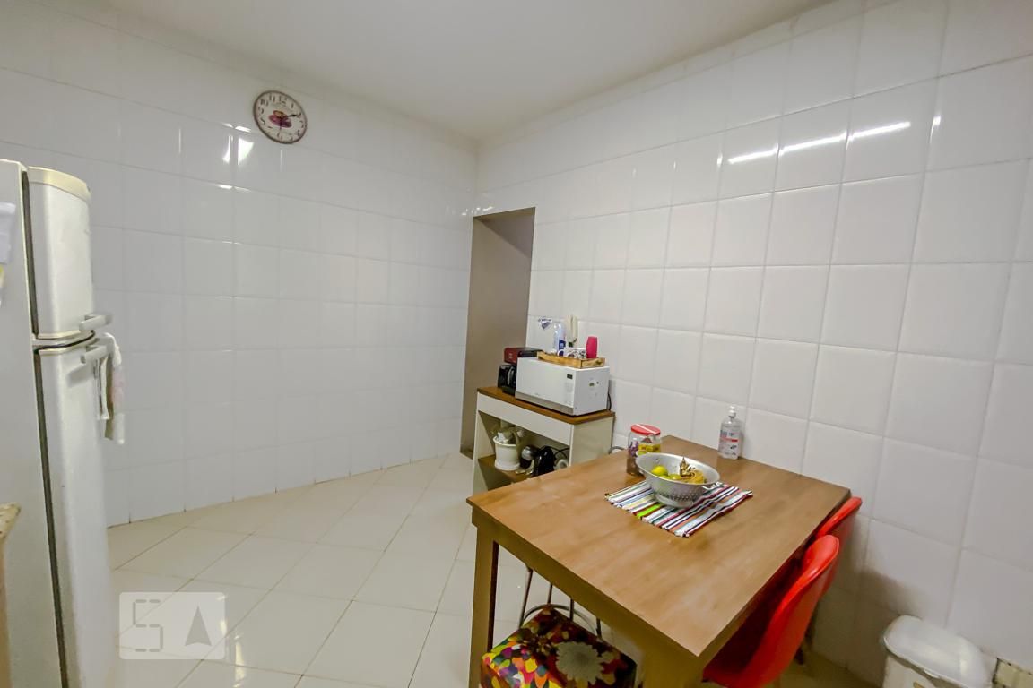 Casa, 3 quartos, 236 m² - Foto 48