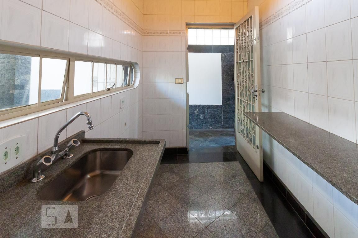 Casa, 4 quartos, 270 m² - Foto 48