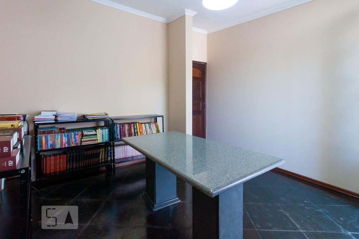Casa, 4 quartos, 270 m² - Foto 12