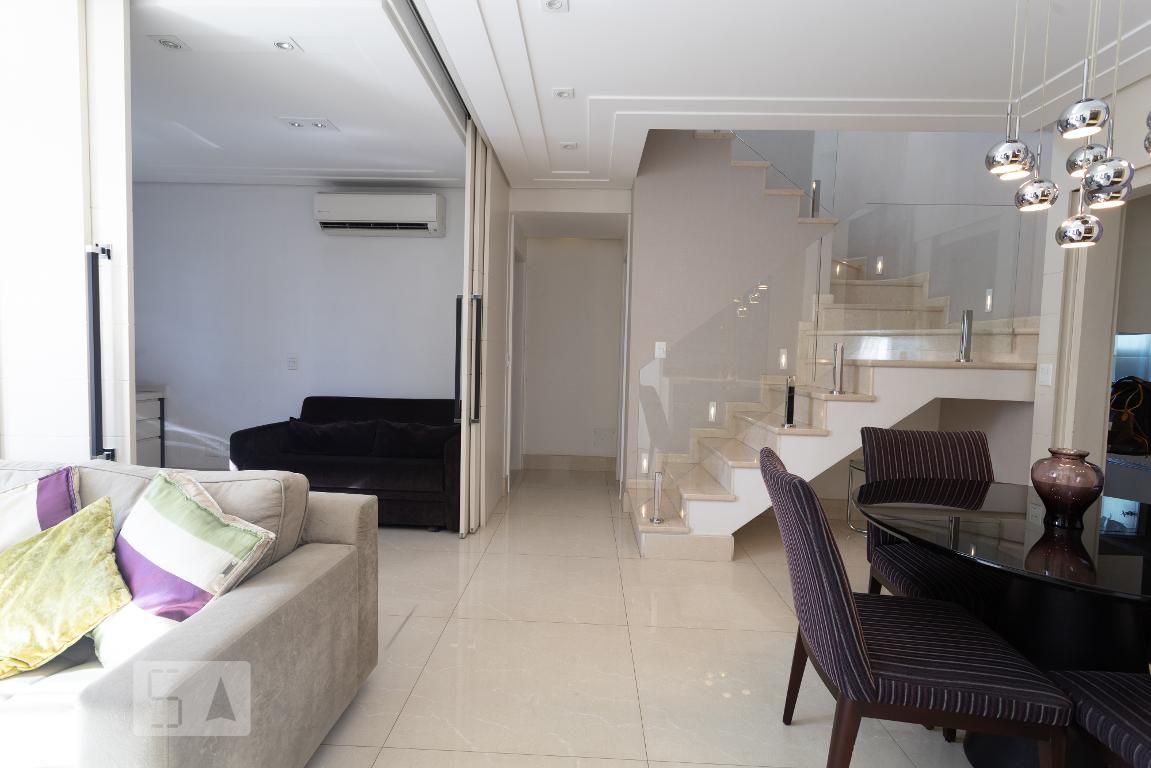 Cobertura, 3 quartos, 240 m² - Foto 2