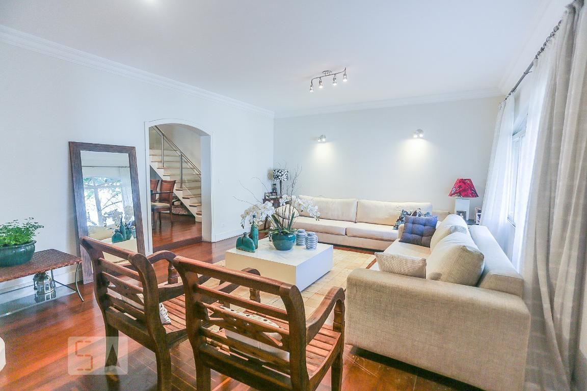 Casa, 3 quartos, 258 m² - Foto 2