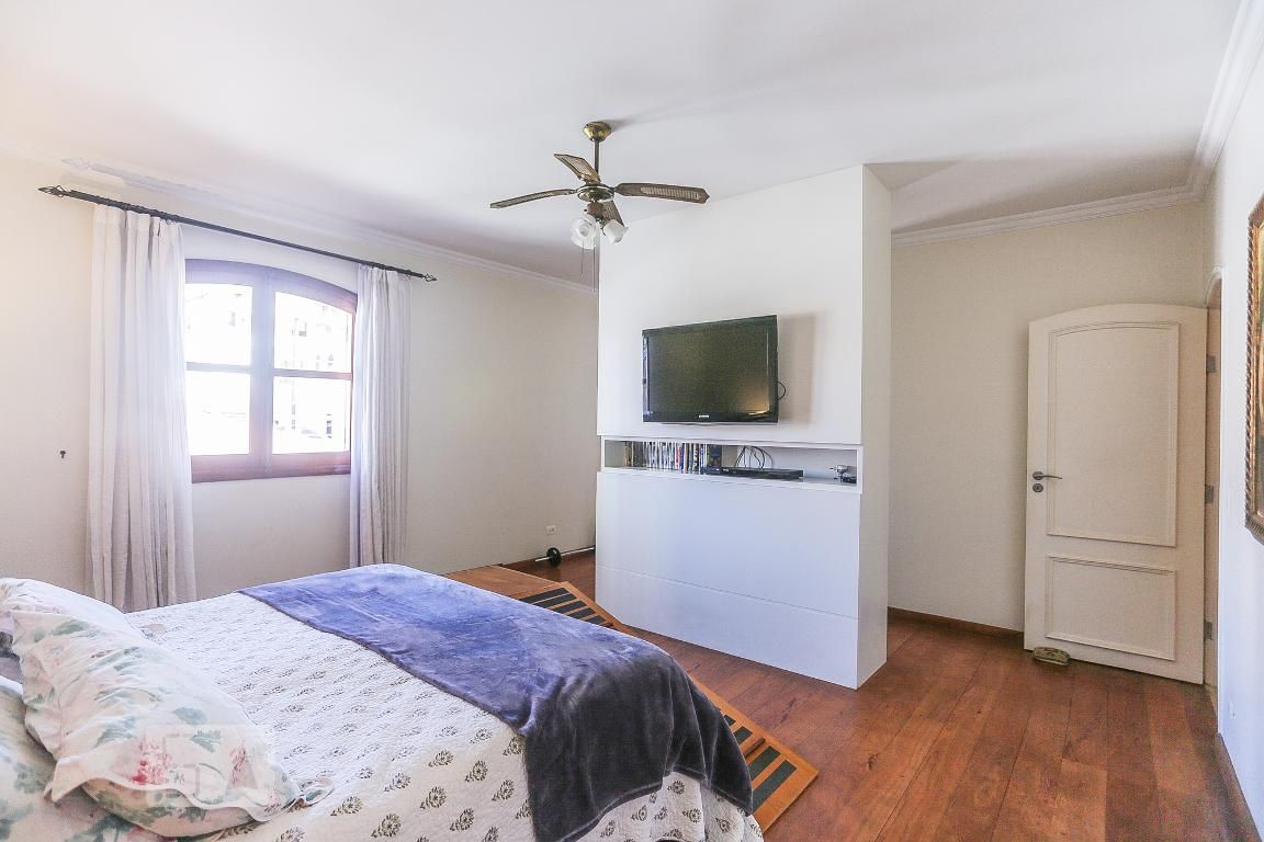 Casa, 3 quartos, 258 m² - Foto 23