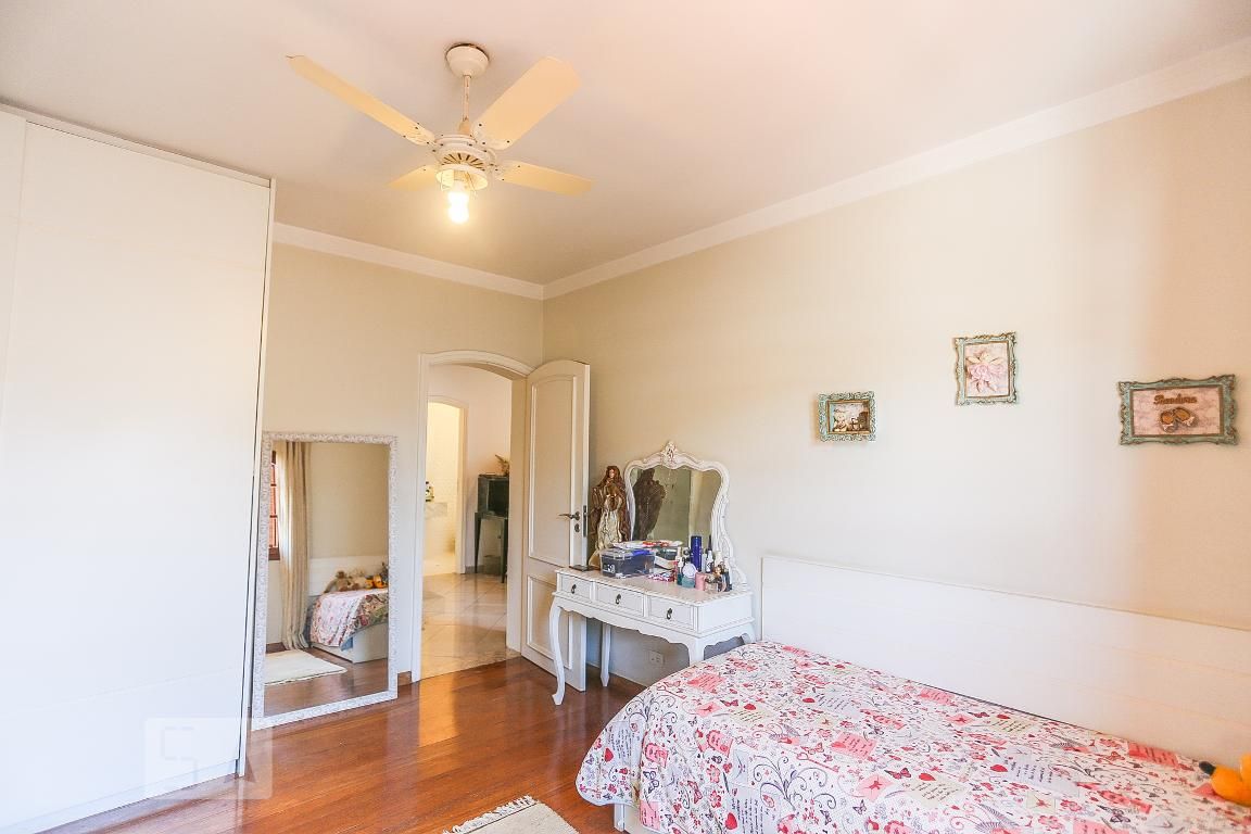 Casa, 3 quartos, 258 m² - Foto 37