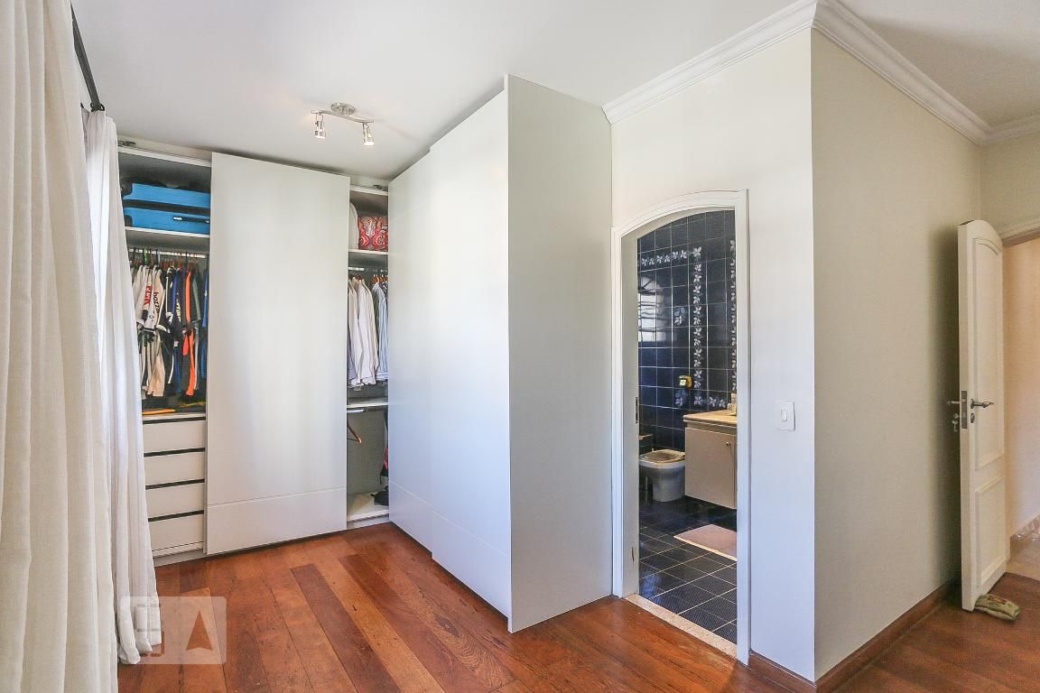 Casa, 3 quartos, 258 m² - Foto 28