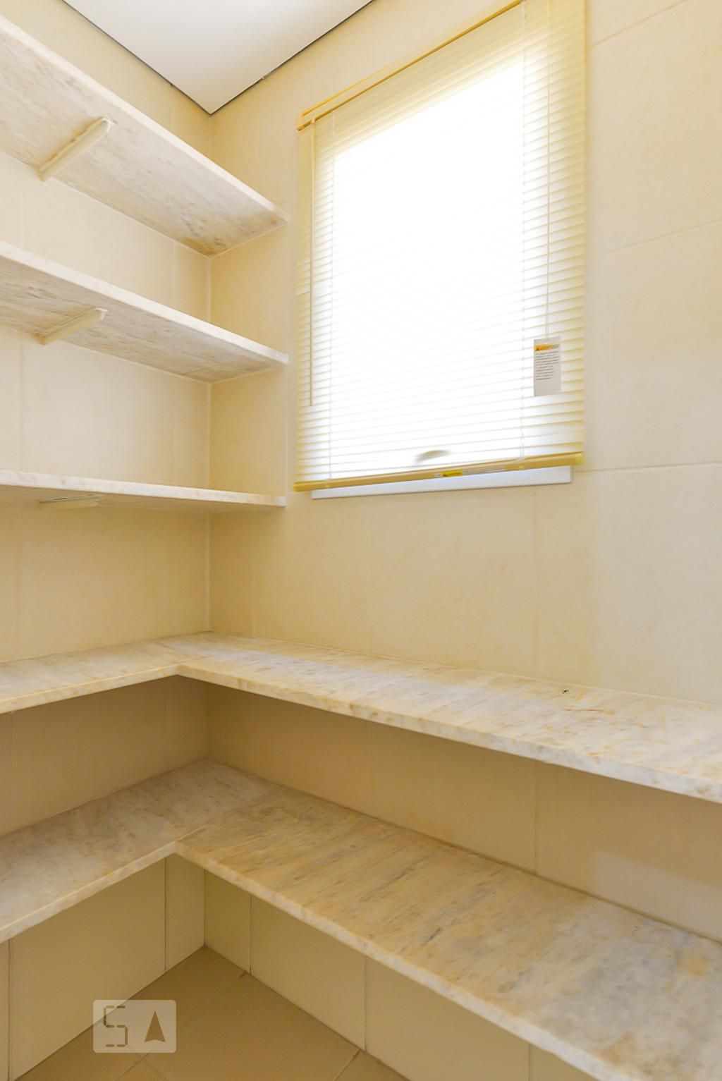 Casa à Venda - Swiss Park, 3 Quartos,  283 m2 em , Campinas - sp | SoloBR