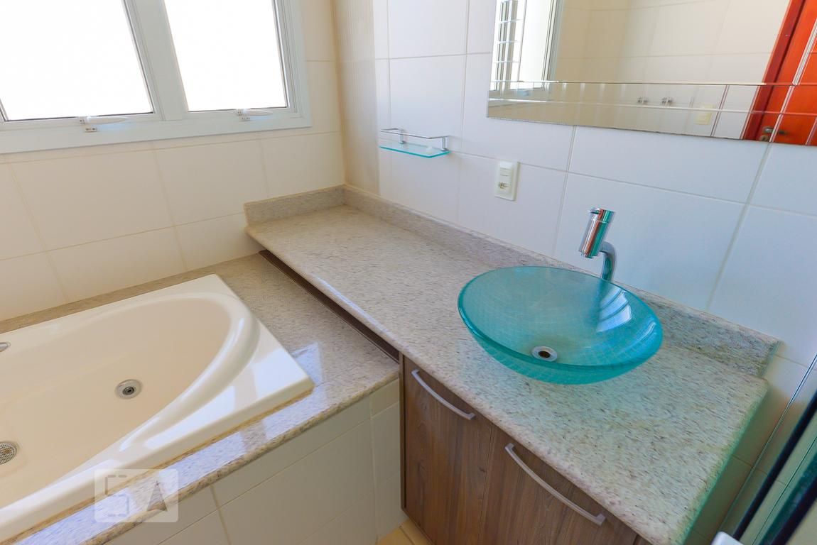 Casa à Venda - Swiss Park, 3 Quartos,  283 m2 em , Campinas - sp | SoloBR