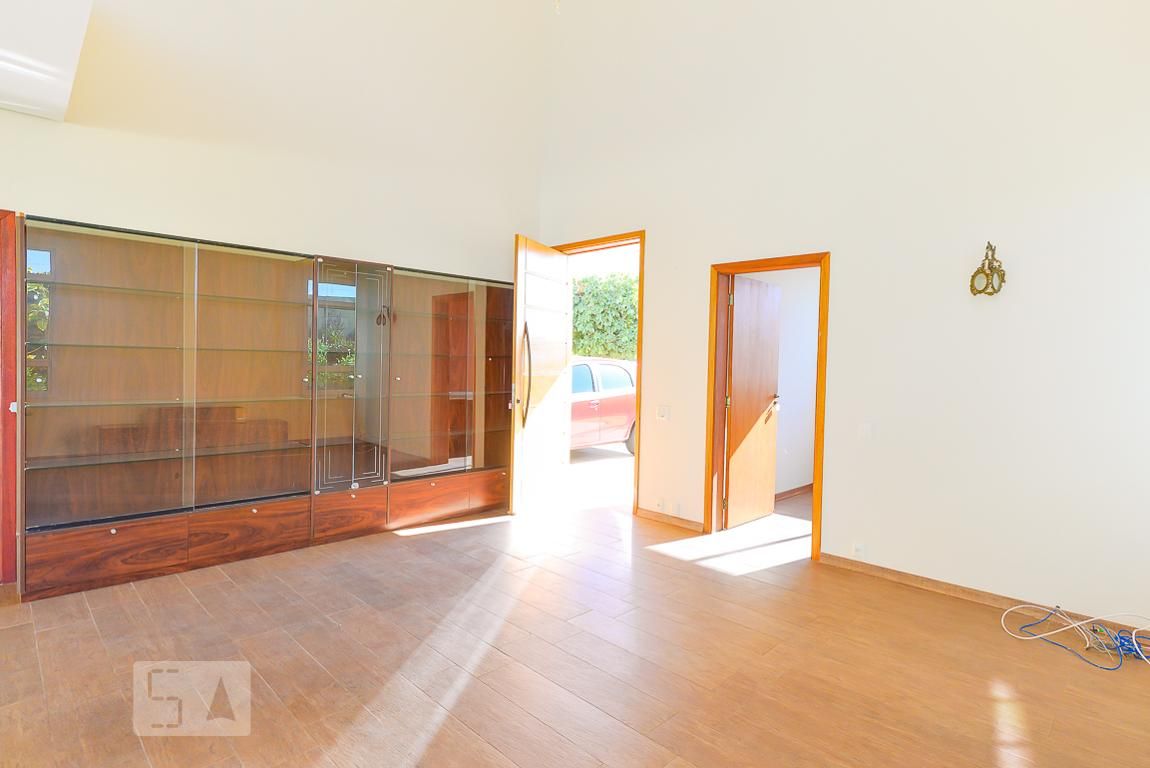 Casa à Venda - Swiss Park, 3 Quartos,  283 m2 em , Campinas - sp | SoloBR