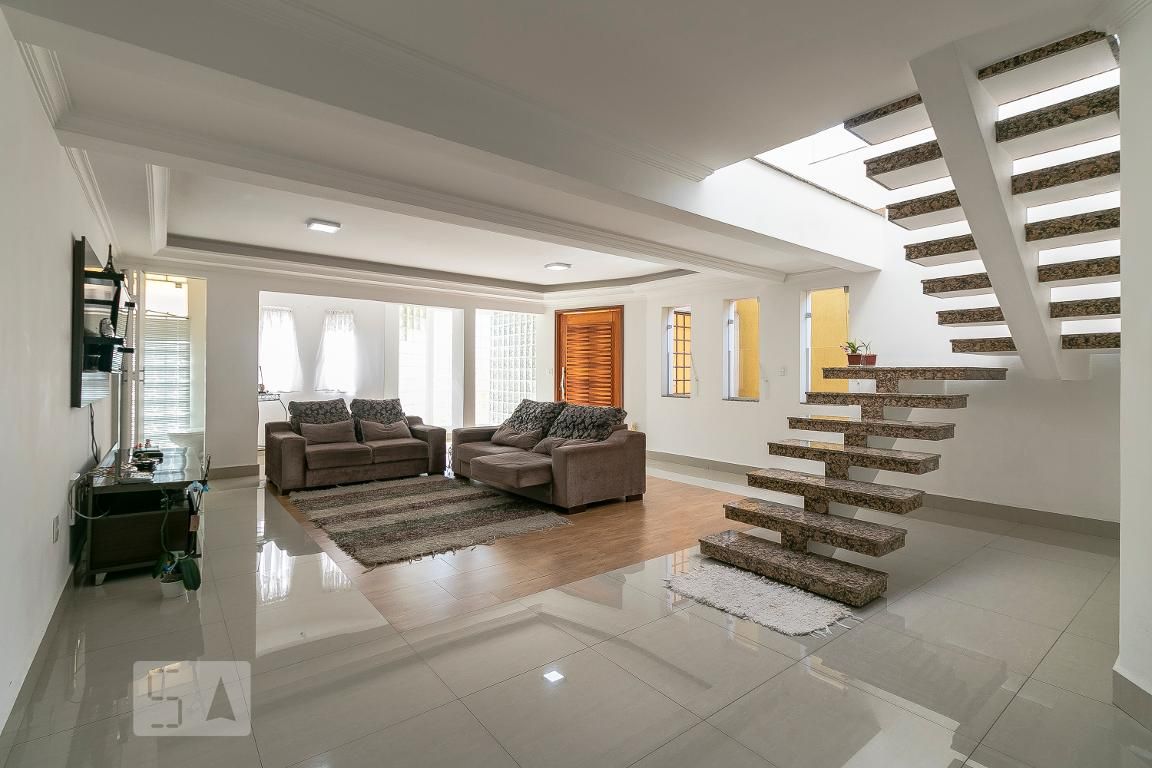 Casa, 3 quartos, 340 m² - Foto 1