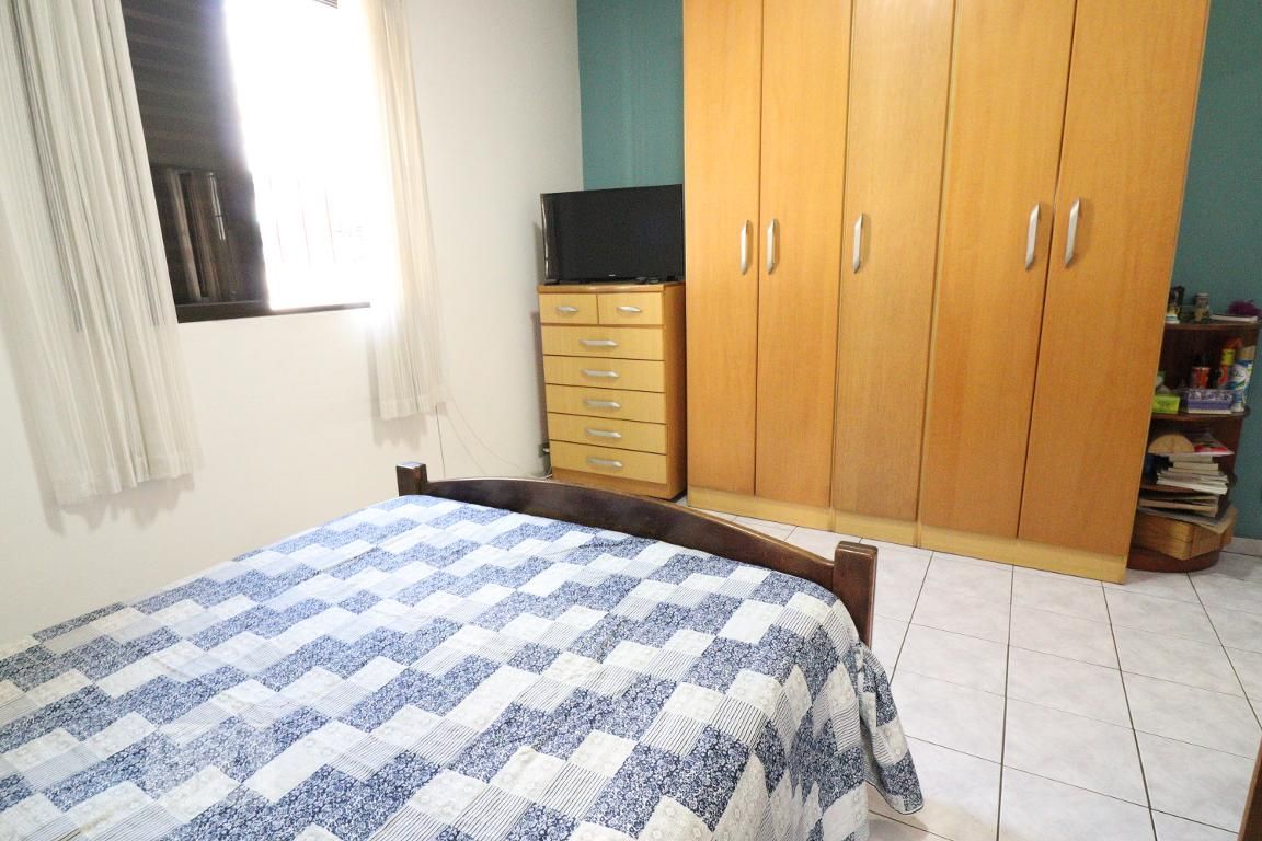 Casa, 6 quartos, 270 m² - Foto 28