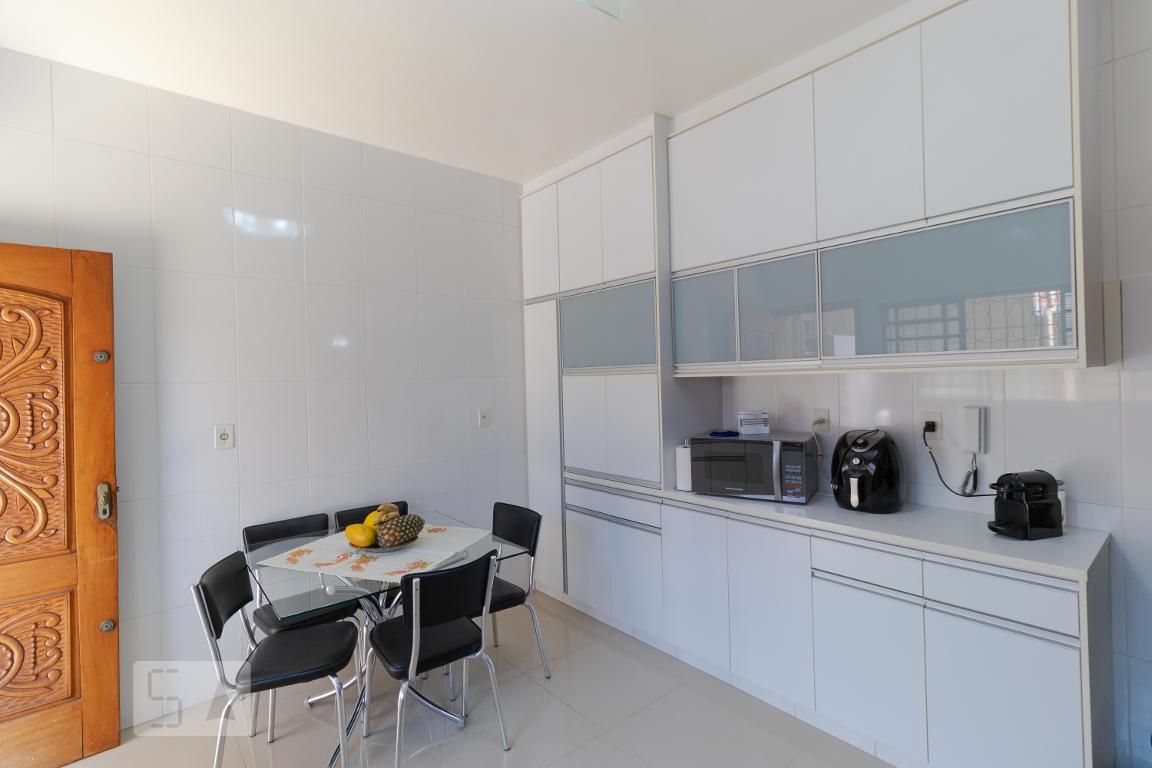 Casa à Venda - Jardim Santana, 5 Quartos,  247 m2 em , Campinas - sp | SoloBR