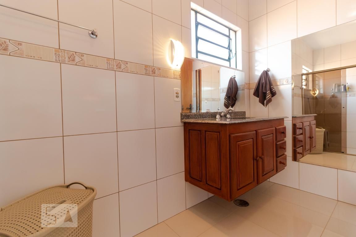 Casa à Venda - Jardim Santana, 5 Quartos,  247 m2 em , Campinas - sp | SoloBR