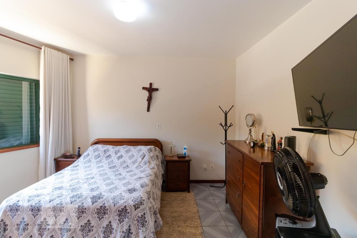 Casa à Venda - Jardim Santana, 5 Quartos,  247 m2 em , Campinas - sp | SoloBR