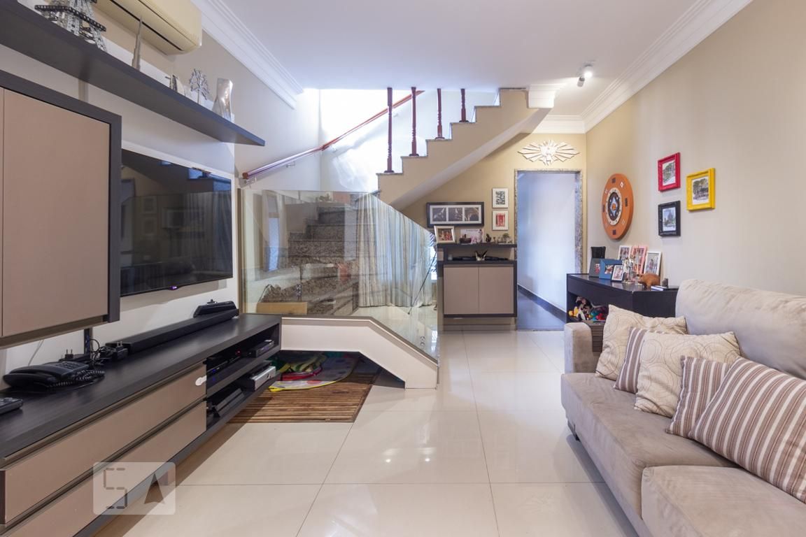 Casa, 2 quartos, 195 m² - Foto 1