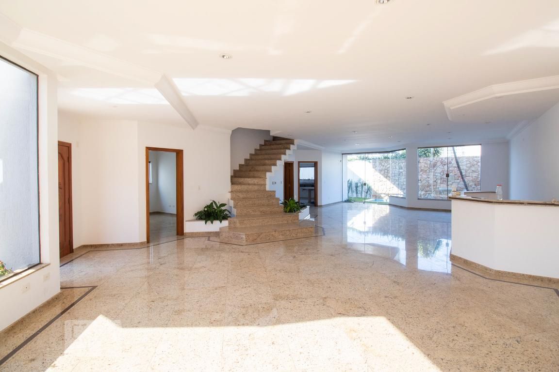 Casa, 5 quartos, 534 m² - Foto 1