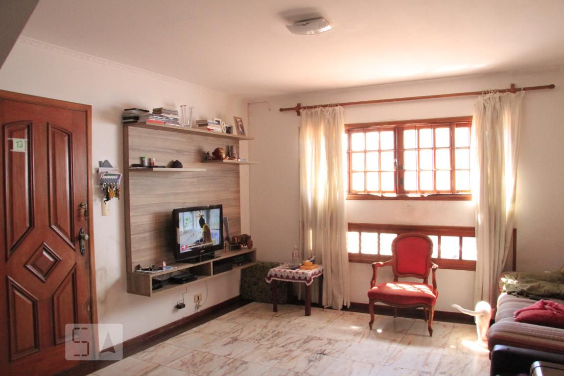 Casa, 3 quartos, 195 m² - Foto 1