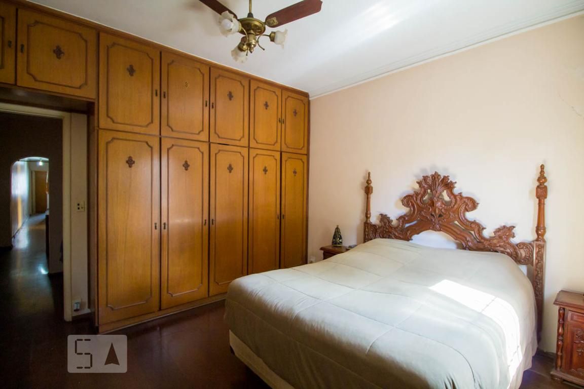 Casa, 3 quartos, 240 m² - Foto 24