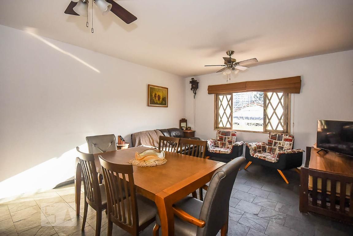 Casa, 3 quartos, 182 m² - Foto 2