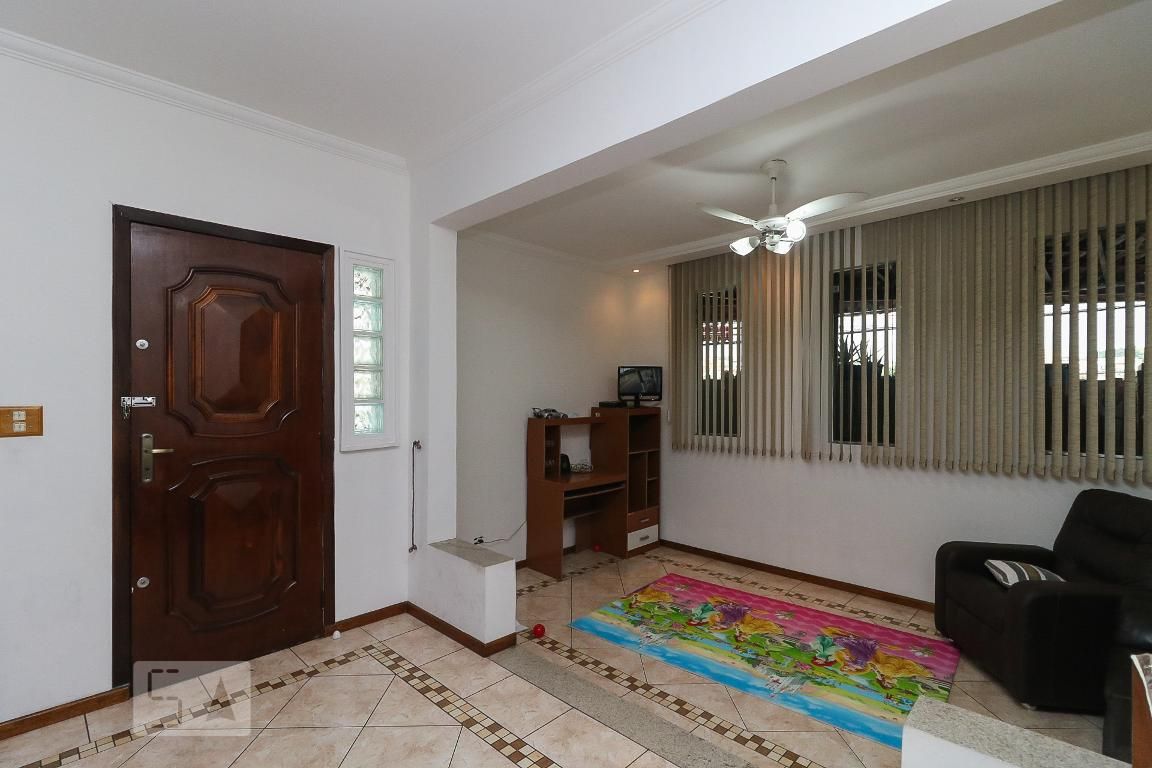 Casa, 3 quartos, 200 m² - Foto 2