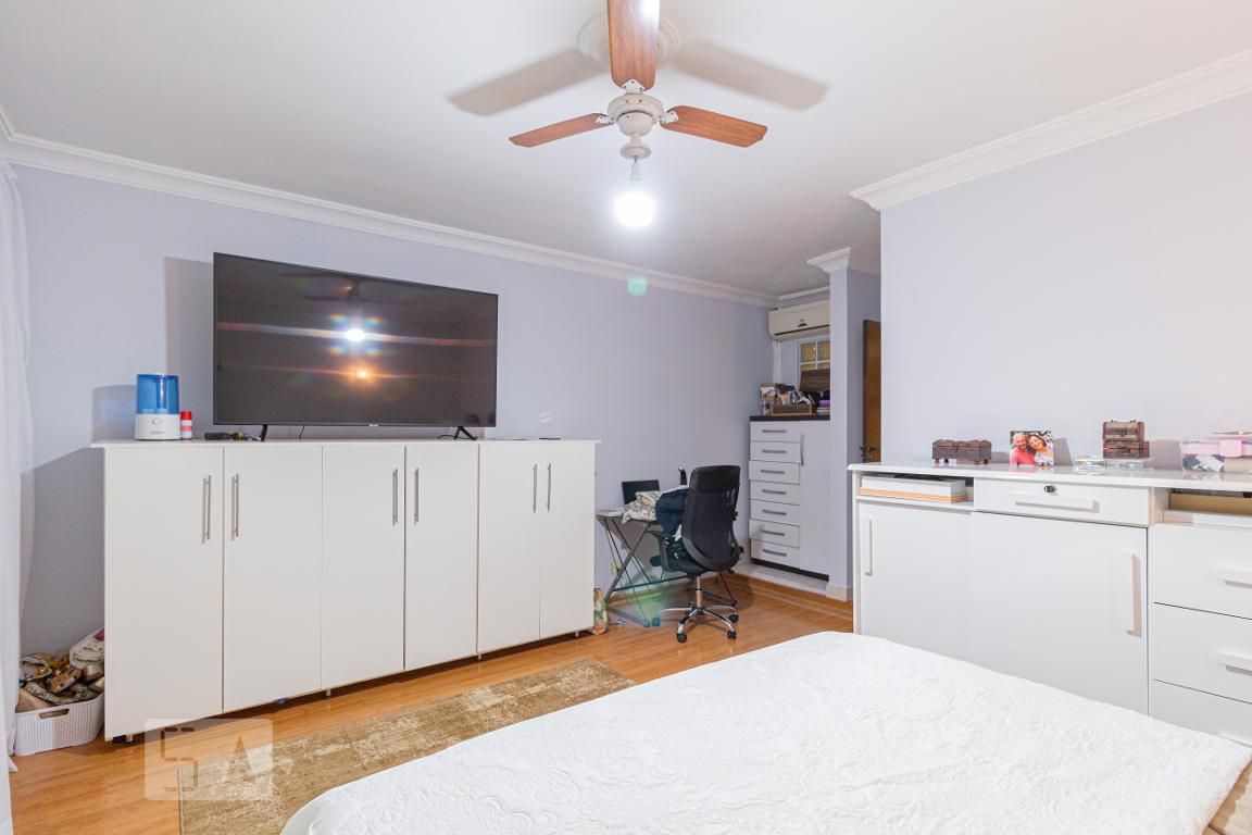 Casa, 4 quartos, 250 m² - Foto 32