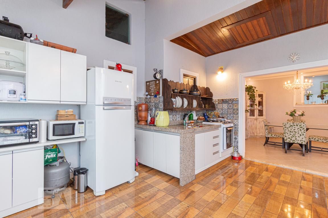 Casa, 4 quartos, 250 m² - Foto 44