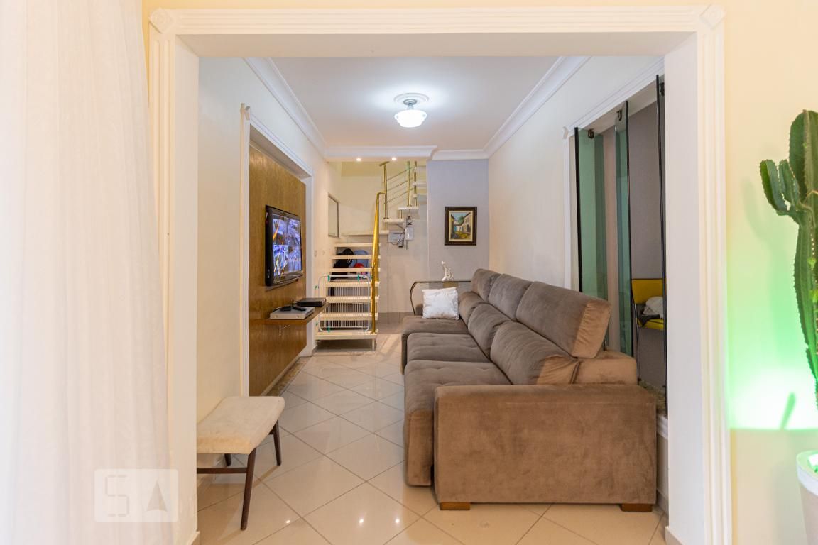 Casa, 4 quartos, 250 m² - Foto 1