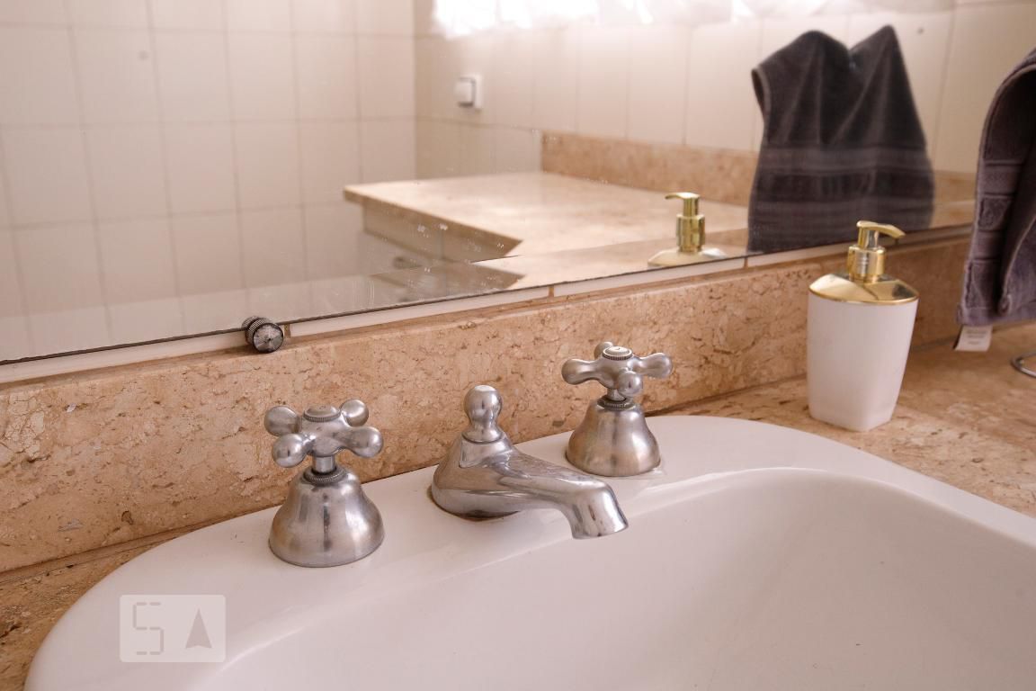 Casa, 6 quartos, 230 m² - Foto 25