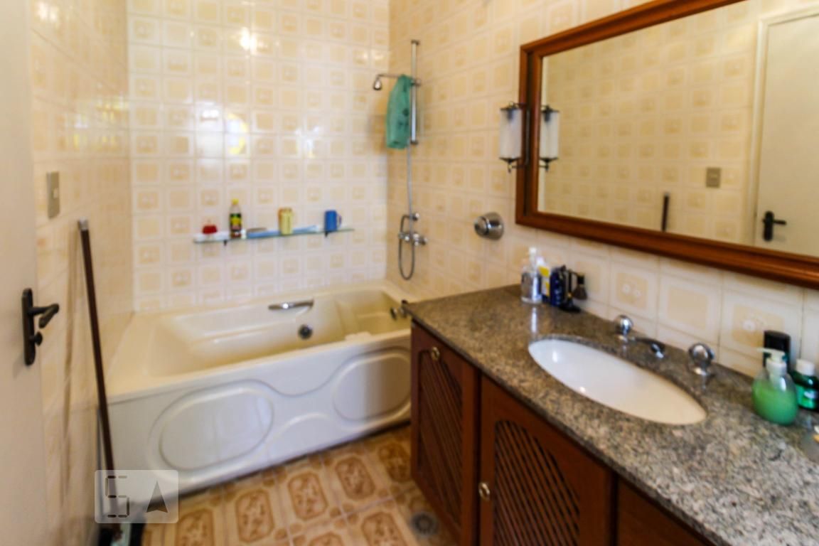Casa, 3 quartos, 243 m² - Foto 12